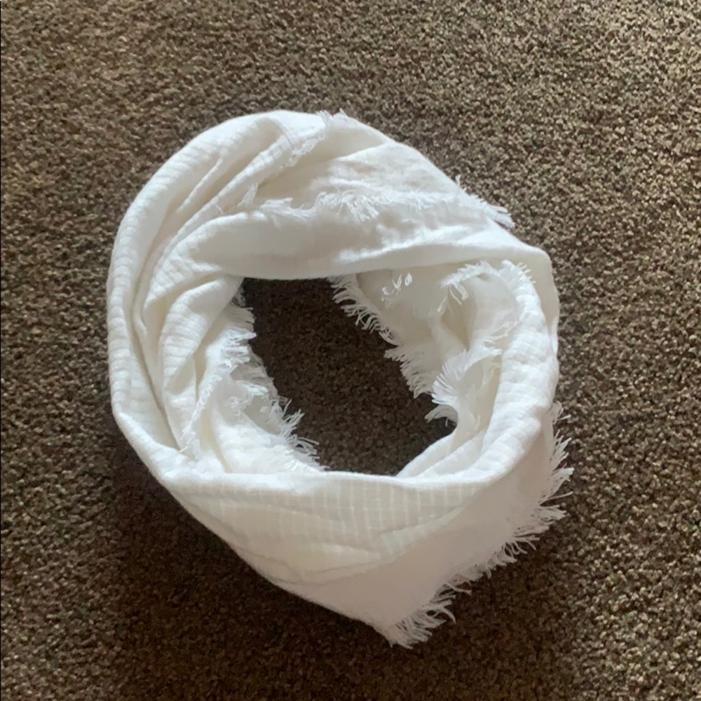 White infinity scarf